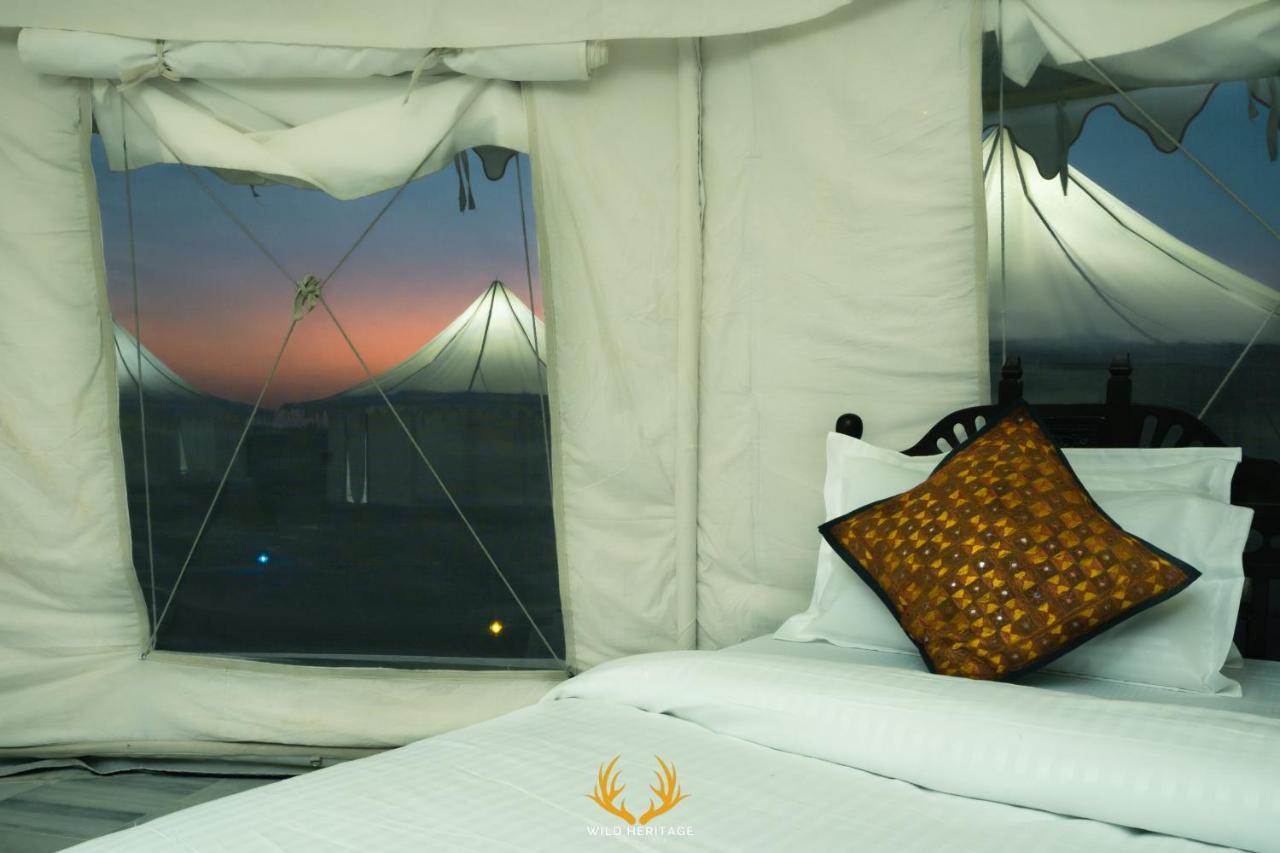 Wild Heritage Desert Camp Hotel Jaisalmer Bagian luar foto